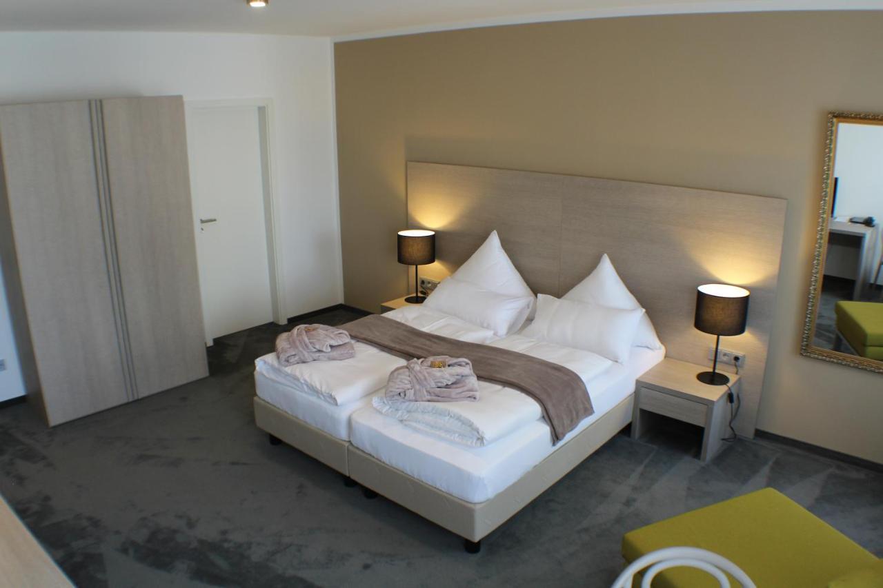 וייכטאך Garni Hotel Schmaus מראה חיצוני תמונה
